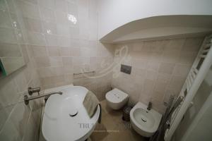 TD Thalia Apartments