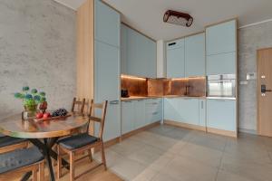 Bastion Wałowa Suite with Free Parking by Downtown Apartments