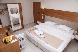FAVORİTE Hotel