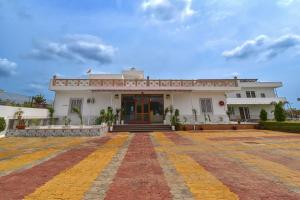 Vedantam Shri