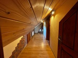 POD ROŻKAMI