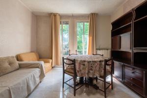 Venice apartment room service