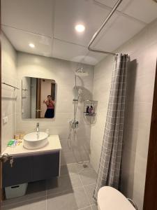 3-bedroom penthouse in Long Bien, 7 minutes to the Old Quarter