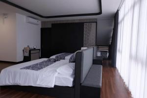 Sun Hill Villa