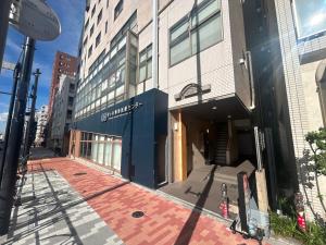 11 minutes to Shinjuku Station, 4-minute walk to the nearest station, Wi-Fi, Sleeps up to 4 people