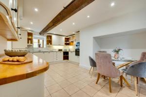 6 Bed in Machynlleth oc-bow374
