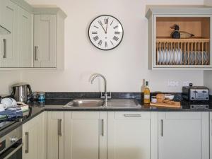2 Bed in Kirkbymoorside oc-g0173