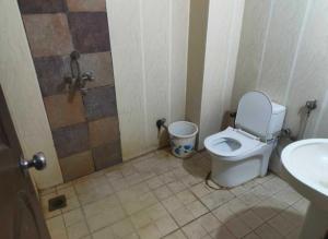 Hotel Signature Plaza - Near Lajpat Nagar Metro