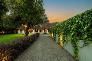 Alaya Stays Mangaly Heritage 270-Year-Old 3 BHK Authentic Kerala Heritage Villa with Courtyard & Garden