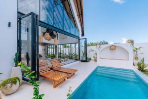 Bohemian Rhapsody Villa Luxury 2BR Chalet