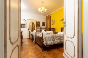 Royal Rialto Apartment - Grand Canal View