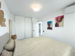 Modern Beachside 2-bed Apartment in Calpe Centre