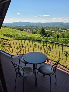 Vineyard Cottage - Ana