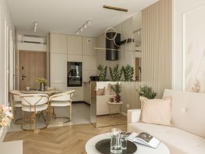 URBAN APARTMENTS Global 23rd Floor No 20 - Air Condition - Free Garage