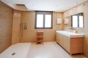 Casa La Vinya "Alto Standing"