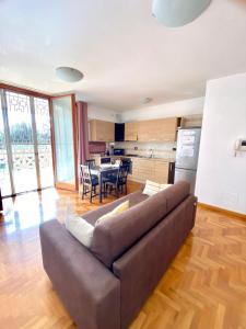 Luiginas Home - Metro A e Vaticano - Terrazza e aria condizionata