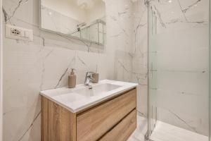 Savona Design Retreat - La Vista Apartments