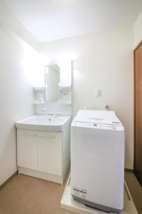 Namba kuromon 301 , Hokusai House 3 min to Dotonbori BR Sleeps 8