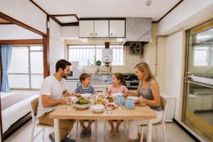 103Room 1 Stop from Ikebukuro Entire 35m on 1st Floor 2 Bedrooms for up to 6 Guests 3Minute Walk to Don Quijote