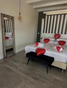 18 Dante Luxury Suites