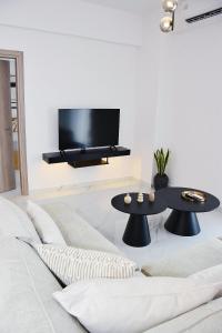 Luxury City Apartment, 3 bedrooms 3 baths, Chania
