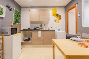NEW - NEAR BARI VECCHiA & CENTRAL STATION - Typical Bari Home