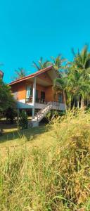 300m to Beach Quiet Forest Fast WiFi
