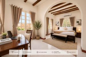 French garden Villa 4BR BBQ sunny balcony bathtub Steps to West Lake