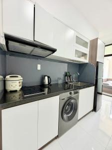 Căn hộ cao cấp 1 phòng ngủ gần cầu Rồng