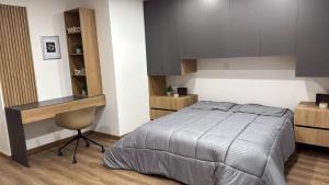 Beautiful Loft 5 minutes from the Airport