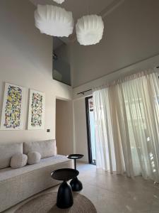athanasian side sea view home
