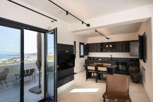 Avento Luxury Suites