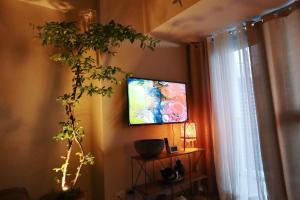 Muji 1BR in Uptown Parksuites BGC