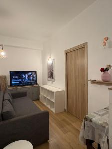 Happy House tris Catania Mare
