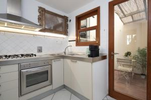 SantOnofrio Apartment