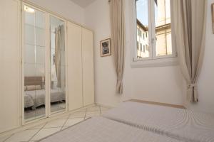 SantOnofrio Apartment
