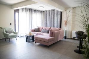 Ampotis Luxury Apartment by the Sea