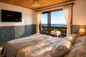 Hostal F