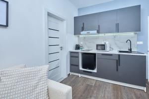 Laurinska Design Studio for 4
