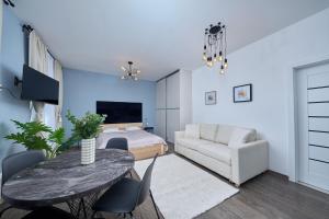 Laurinska Design Studio for 4