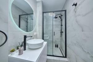 Laurinska Design Studio for 4