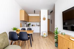 Fabryczna & University Green Apartment