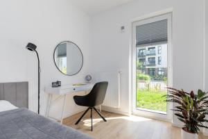 Fabryczna & University Green Apartment