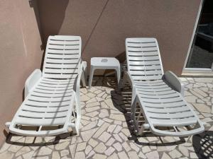 Apartment with pool Tomic Boka Bay