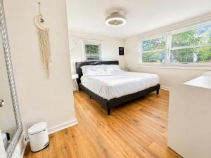 Treeview - Cozy 2 BR Apt ~1 hr from NYC Fast Wi-fi