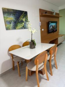 Belíssimo apartamento no Itaguá!