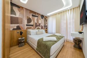 Majorelle 2BR with Private Jacuzzi & Parking