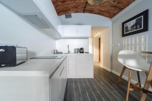 M4 Main Square Studio