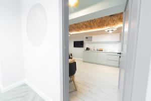 M5 Main Square Stylish One Bedroom