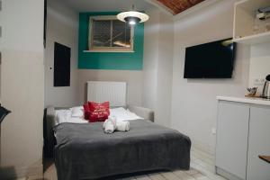 M5 Main Square Stylish One Bedroom